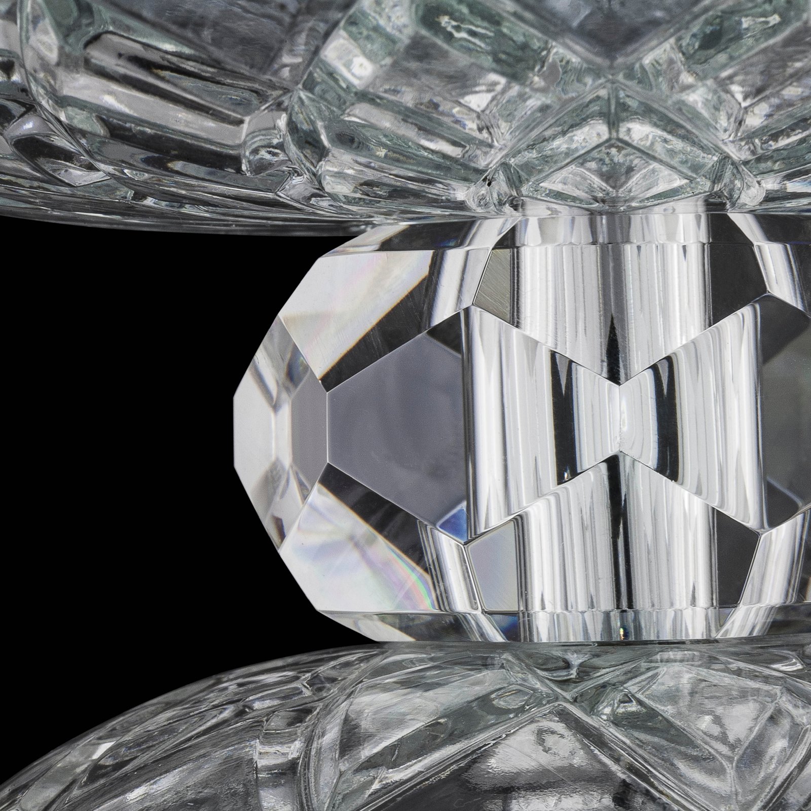 104_CH_15_chrome_crystal_macro2_Olympia_GrandoLuce 104 CH 15 chrome crystal macro2 Olympia GrandoLuce