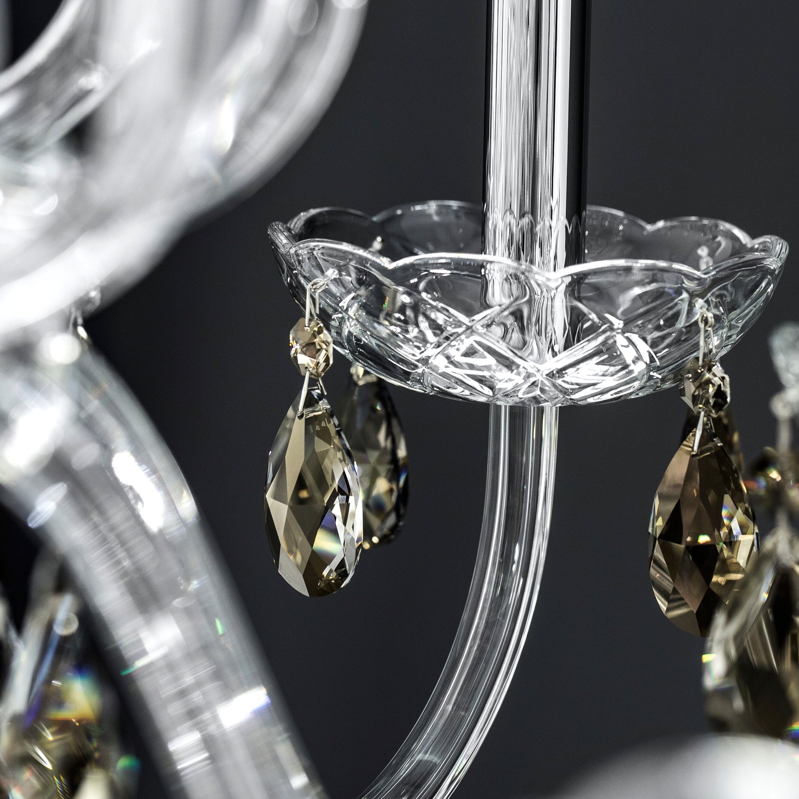 106_CH_12_chrome_crystal_macro1_Iokasti_GrandoLuce 106 CH 12 chrome crystal macro1 Iokasti GrandoLuce